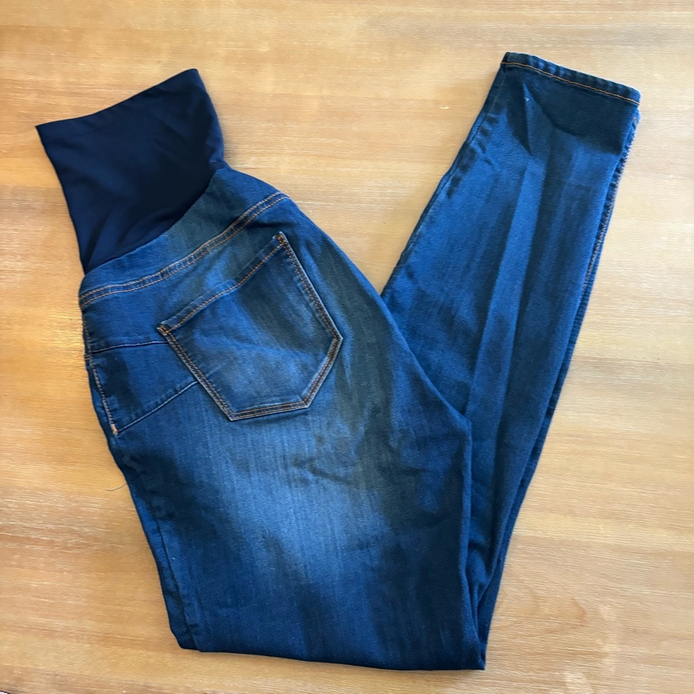 🌿 3 For $12 Women’s Maternity Over-Belly Skinny Jeans in Medium Wash, Large